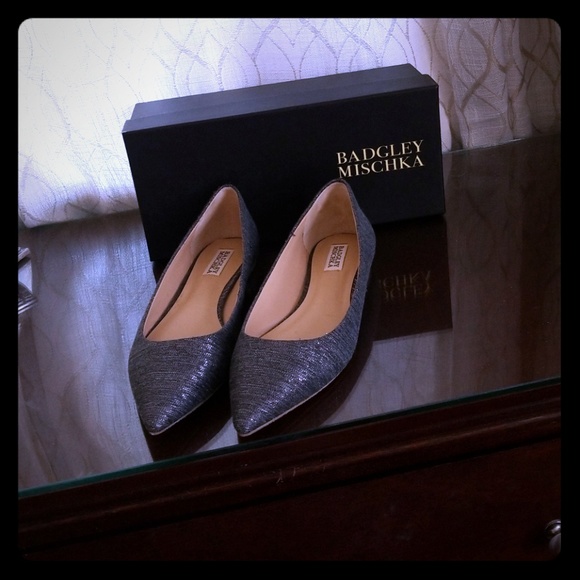 Badgley Mischka Shoes - Badgley Mischka Silver shoes